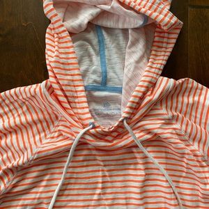 NWOT southern tide women’s hoodie
